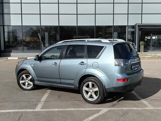 2008 Mitsubishi Outlander II, зелёный, 675000 рублей, вид 2