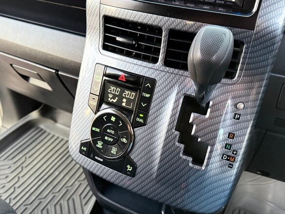 2010 Toyota Noah II (R70), серый - вид 30