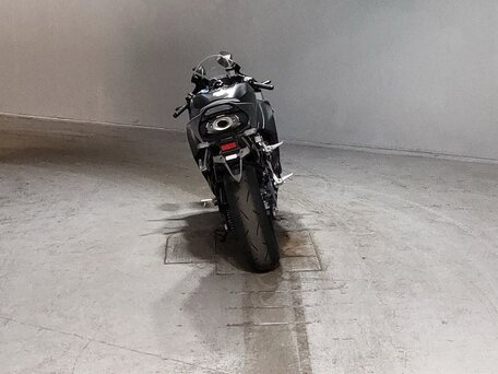 2024 Honda CBR 600RR, серый, 1175000 рублей, вид 4