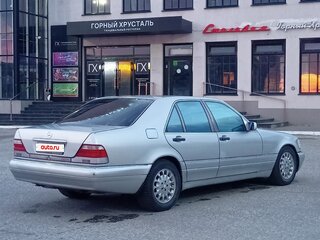 1994 Mercedes-Benz S-Класс 320 III (W140) Рестайлинг, серебристый, 530000 рублей, вид 4
