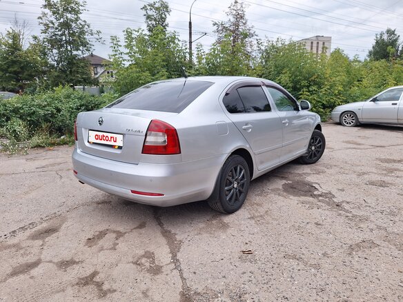 2009 Skoda Octavia II (A5) Рестайлинг, серый - вид 2