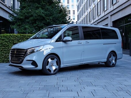 2026 Mercedes-Benz V-Класс Extra Long 300 d экстра длинный III (W447) Рестайлинг 2, серый, 11990000 рублей, вид 2