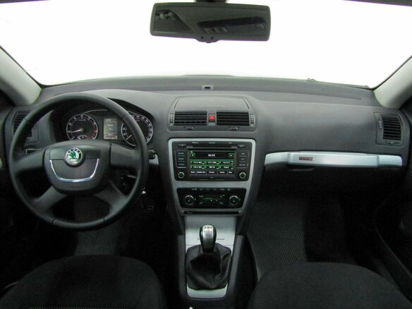 2010 Skoda Octavia Scout II (A5) Рестайлинг, серый - вид 13