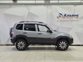 2015 Chevrolet Niva I Рестайлинг, серый, 590000 рублей, вид 2