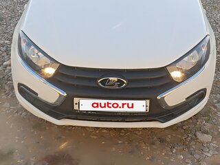 2019 Lada (ВАЗ) Granta I Рестайлинг, белый, 520000 рублей, вид 2