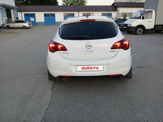 2011 Opel Astra J, белый, 620000 рублей, вид 3