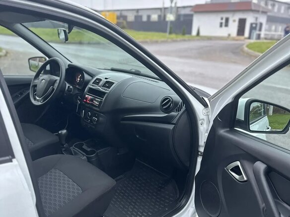 2024 Lada (ВАЗ) Granta I Рестайлинг, белый, 600000 рублей - вид 20