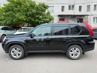 2011 Nissan X-Trail II Рестайлинг, чёрный, 980000 рублей, вид 1