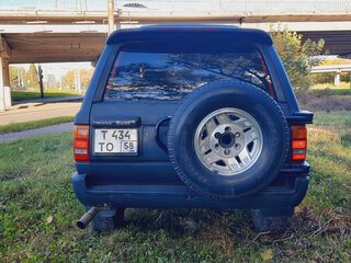 1993 Toyota Hilux Surf II Рестайлинг, зелёный, 970000 рублей, вид 4