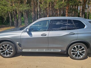 2023 BMW X5 40i IV (G05/G18) Рестайлинг, серый, 5540400 рублей, вид 4