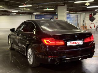 2019 BMW 5 серии 530i VII (G30/G31/G38), чёрный, 1670000 рублей, вид 5