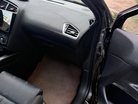 2012 Citroen C4 II, чёрный, 610000 рублей - вид 10