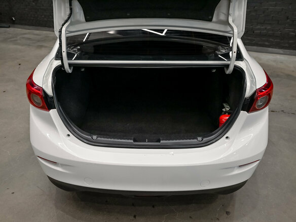 2014 Mazda 3 III (BM), белый, 1350000 рублей - вид 5