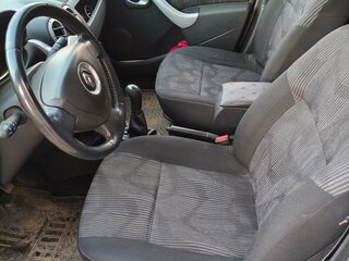 2013 Renault Logan I Рестайлинг, бежевый, 600000 рублей, вид 5