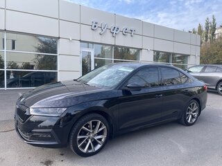 2021 Skoda Octavia IV (A8), чёрный, 2150000 рублей, вид 1