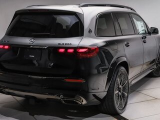 2025 Mercedes-Benz Maybach GLS 600 I Рестайлинг, чёрный, 23489758 рублей, вид 2
