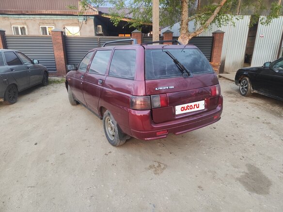 2001 Lada (ВАЗ) 2111, красный, 260000 рублей - вид 3