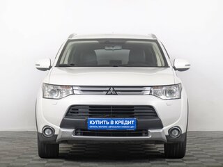 2014 Mitsubishi Outlander III Рестайлинг, белый, 1609000 рублей, вид 3