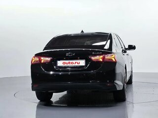 2020 Chevrolet Malibu IX Рестайлинг, чёрный, 1068017 рублей, вид 4