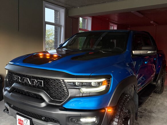 2021 Ram 1500 Crew Cab TRX V, синий, 10800000 рублей - вид 12