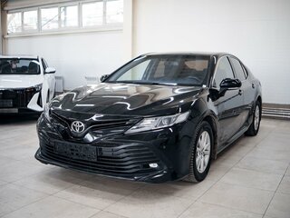 Toyota Camry VIII (XV70)
