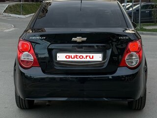 2013 Chevrolet Aveo II, чёрный, 475000 рублей, вид 5