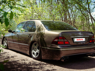 2005 Lexus LS 430 III Рестайлинг, коричневый, 2100000 рублей, вид 4