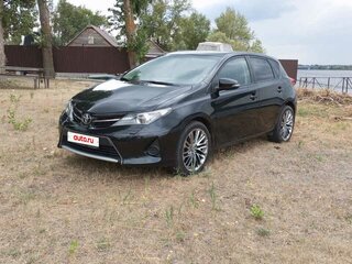 2013 Toyota Auris II, чёрный, 985000 рублей, вид 1