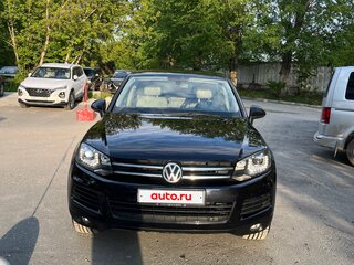 2010 Volkswagen Touareg II, чёрный, 1900000 рублей, вид 2