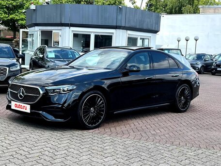2025 Mercedes-Benz E-Класс 200 VI (W214, S214), чёрный, 5610000 рублей, вид 1