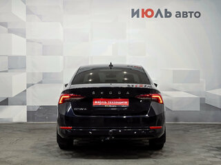 2020 Skoda Octavia IV (A8), чёрный, 2270000 рублей, вид 5