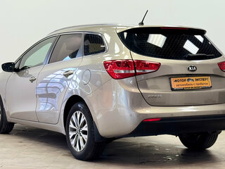 2015 Kia Ceed II Рестайлинг, серебристый, 1299500 рублей, вид 3