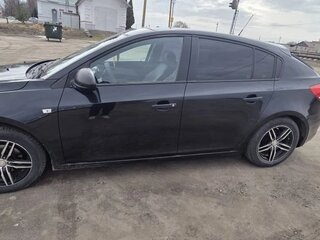 2012 Chevrolet Cruze I, чёрный, 750000 рублей, вид 4