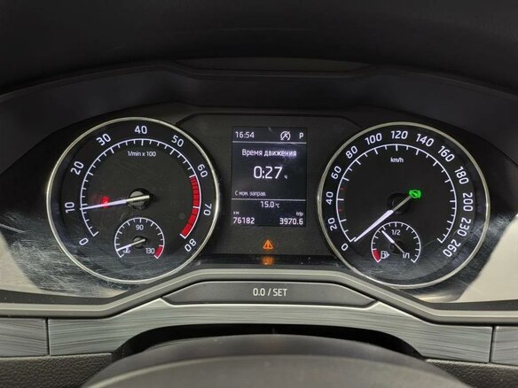 2020 Skoda Superb III Рестайлинг, серый, 2600000 рублей - вид 6