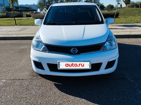2012 Nissan Tiida I Рестайлинг, белый, 770000 рублей, вид 2