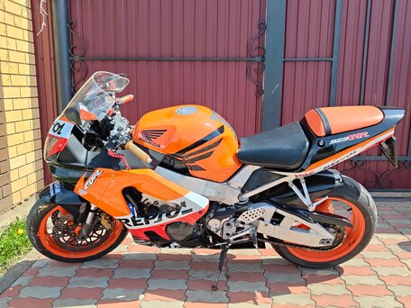 2001 Honda CBR 929RR Fireblade, оранжевый, 370000 рублей, вид 3