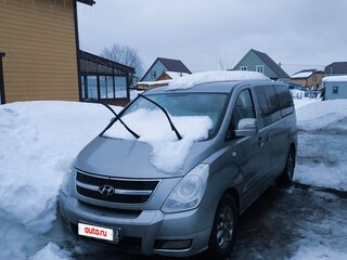 2011 Hyundai Grand Starex I, серый, 1550000 рублей, вид 2