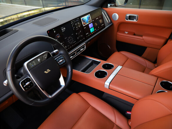 2023 Li Auto (Lixiang) L9 44.5 kWh I, чёрный, 6499000 рублей - вид 12