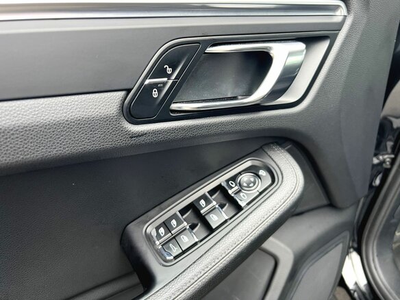 2018 Porsche Macan I, чёрный - вид 19