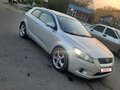 2009 Kia Ceed I, серебристый, 650000 рублей - вид 1