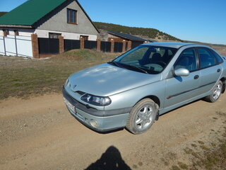 2001 Renault Laguna II, серебристый, 280000 рублей, вид 1