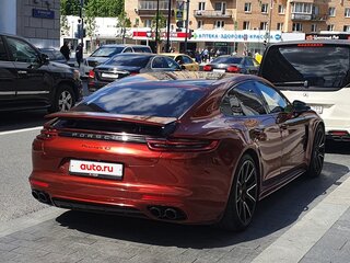 2016 Porsche Panamera 4S II, красный, 6200000 рублей, вид 1