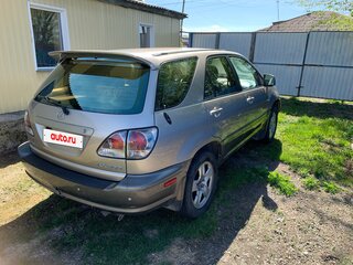 2000 Lexus RX 300 I, золотистый, 900000 рублей, вид 3
