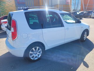 2014 Skoda Roomster I Рестайлинг, белый, 520000 рублей, вид 3
