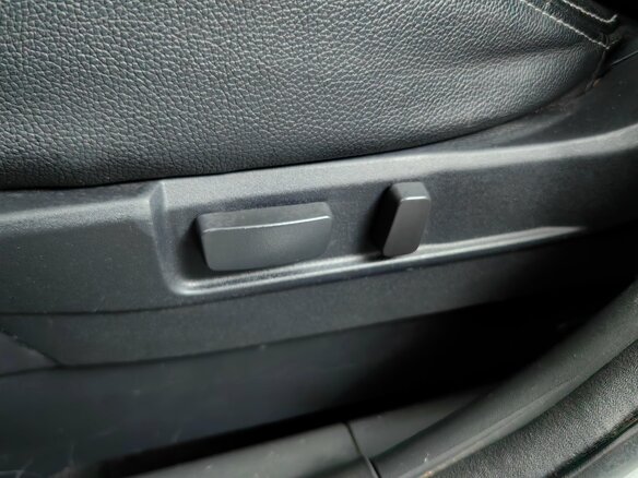 2018 Mitsubishi Outlander III Рестайлинг 2, серебристый, 1848000 рублей - вид 22