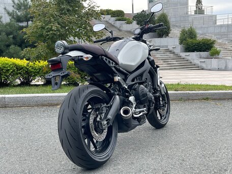 2020 Yamaha XSR900, серый, 855000 рублей, вид 2