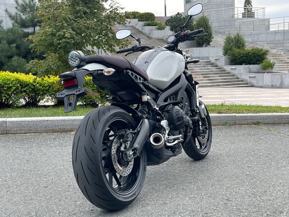 2020 Yamaha XSR900, серый, 855000 рублей - вид 1