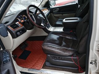 2011 Cadillac Escalade III, белый, 1900000 рублей, вид 4