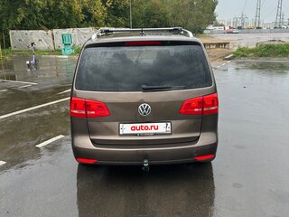 2012 Volkswagen Touran I Рестайлинг 2, коричневый, 1020000 рублей, вид 4