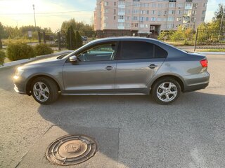 2015 Volkswagen Jetta VI Рестайлинг, серый, 1090000 рублей, вид 3